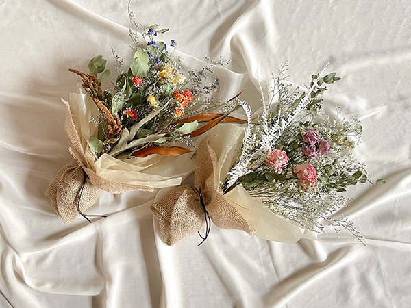 ドライフラワー 花束 ボックス Lサイズ ドライフラワーメッセージブーケストボックス 誕生日 卒業式 卒園式 ホワイトデー 退職祝 ちょっとしたギフトギフトショップなないろ