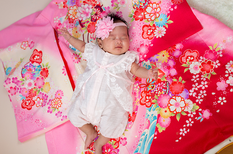 お宮参り・ニューボーンフォト撮影メニュー衣装レンタル業界最大級の衣装数！こども写真館スタジオアリス写真スタジオ・フォトスタジオ