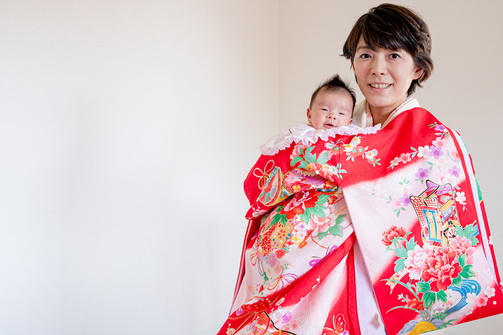 お宮参りの着物は誰が買う？費用目安やその他に必要な費用をチェックこども写真館スタジオアリス写真スタジオ・フォトスタジオ