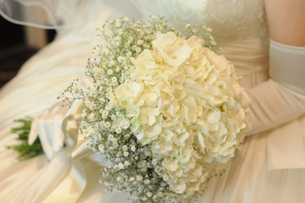 エアリー ブルー あじさいブーケ造花クラッチウェディングブーケ結婚式前撮り後撮り 和装ドレス