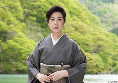 Yahoo!オークション - 週刊TVガイド静岡版 1984 12 14号 名取裕子 小泉