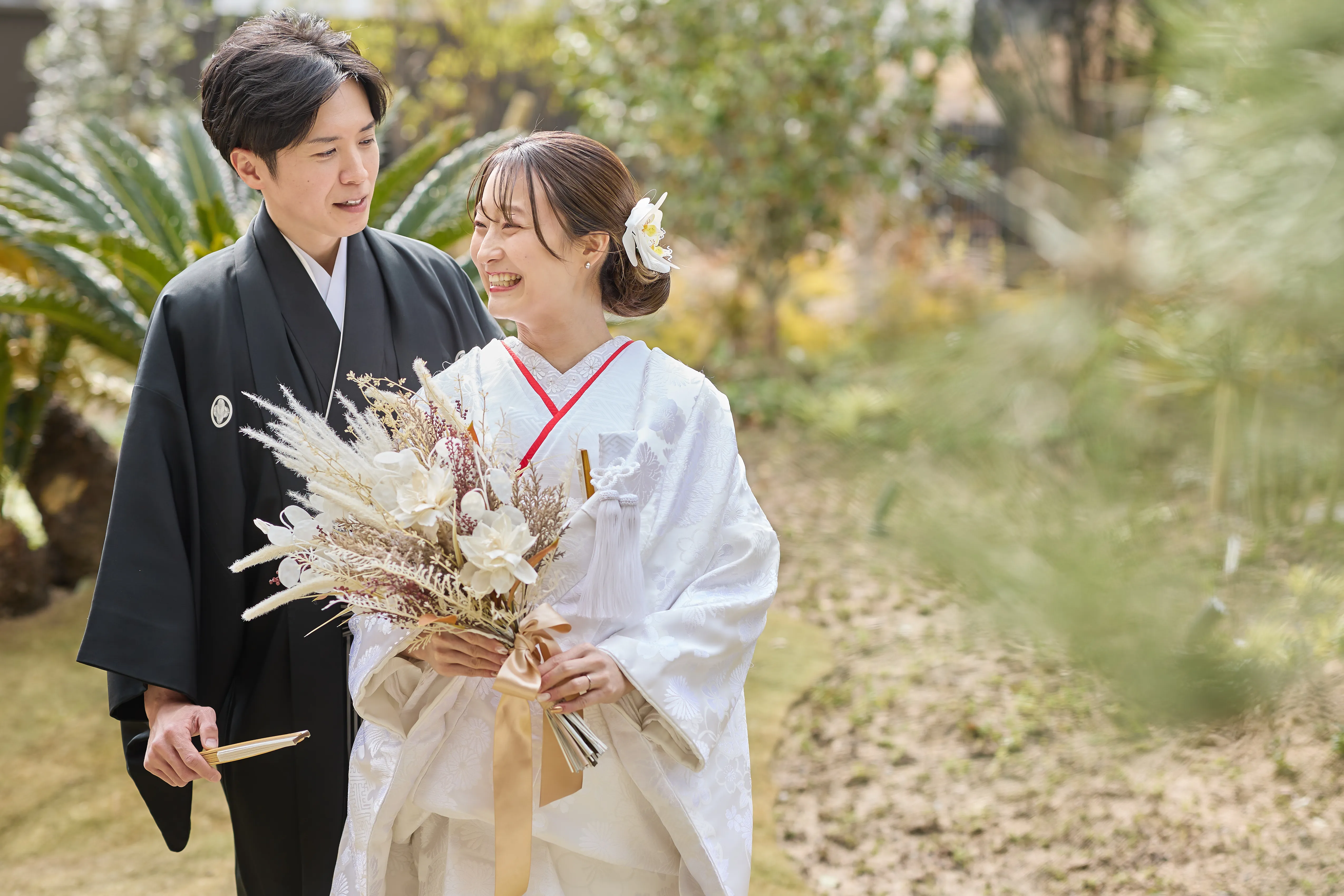 楽天市場 ボールブーケ 紐 胡蝶蘭 造花 和装ブーケ 0225 白無垢 結婚式 和風 着物 打掛 前撮り タッセル付き♪ 送料無料 B_0145 :Mrs.四季