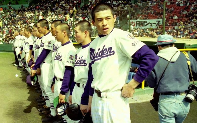 日本における「山田太郎」「鈴木一郎」のような記入例などで使われる定番の名前、世界各国はどんな感じなのか - Togetter