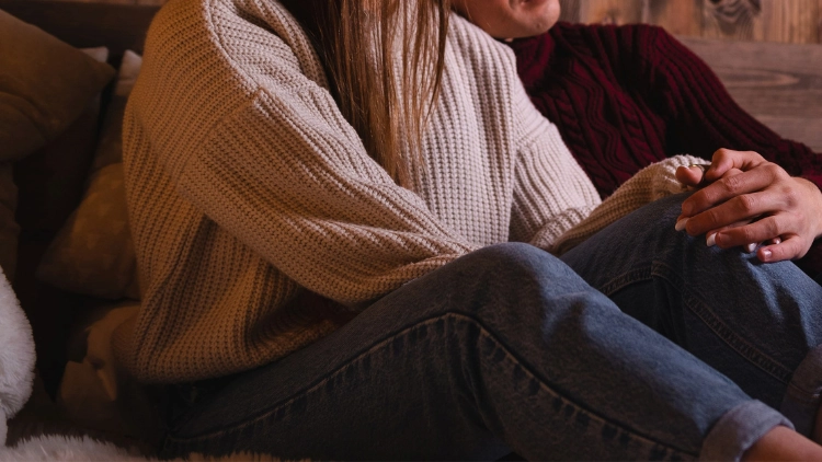 生理中だから ごめんね」スキンシップを断った私に彼が驚きの行動！ベビーカレンダ