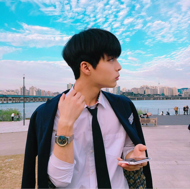 ナシではない男性」からアプローチされたら好きになる？ 引いてしまう？ 女性100名調査- CanCam.jp キャンキャン