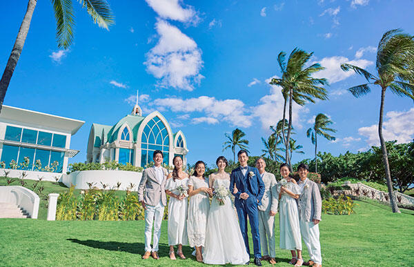 2025年最新 ハワイ結婚式の費用はいくら？親族のみでおこなう場合の費用についても解説