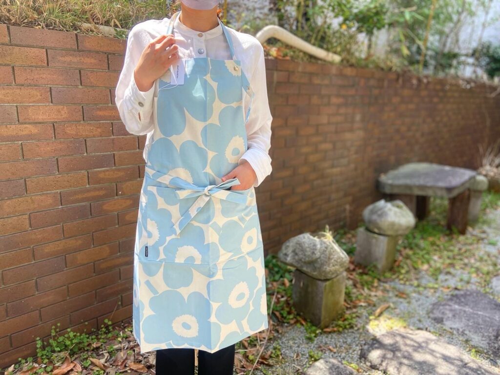 楽天市場10 4-10 9セール限定価格エプロン 日本製 母の日 プレゼント エプロン 実用的 おしゃれ かわいい 大人 日本製 和柄 贈り物60代 70代 80代 : 浴衣 七五三 和雑貨なら部坂呉服店