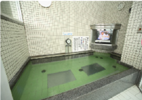 銭湯でスポーツ観戦？連日にぎわう街の人気銭湯「清水湯」/心斎橋駅・大阪 | 銭湯浪漫