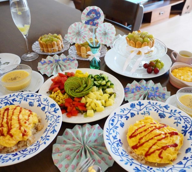 わが子が2歳の誕生日を迎えました 〜 お寿司ケーキを作った。 - 子連れでウロウロfal::diary