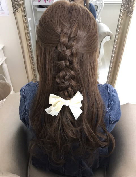 結婚式の髪型はアップスタイルで♡レングス別お呼ばれヘアアレンジHAIR