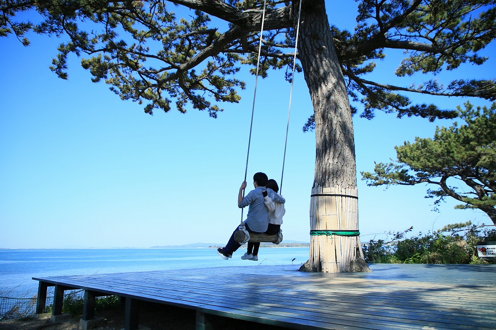 恋人ブランコ見どころ日間賀島観光ナビ