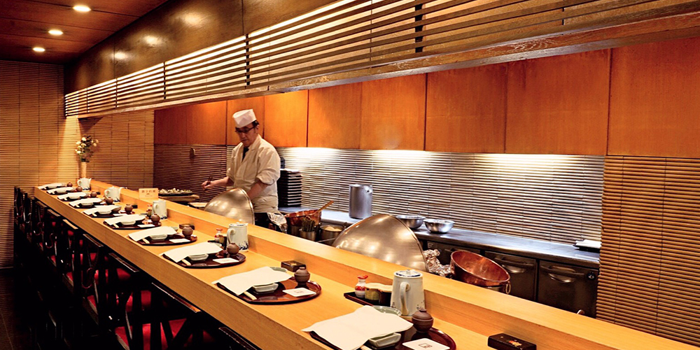 お茶会表千家 茶道 愛知 鶴寿庵 茶道男子への一歩を踏み出しませんか