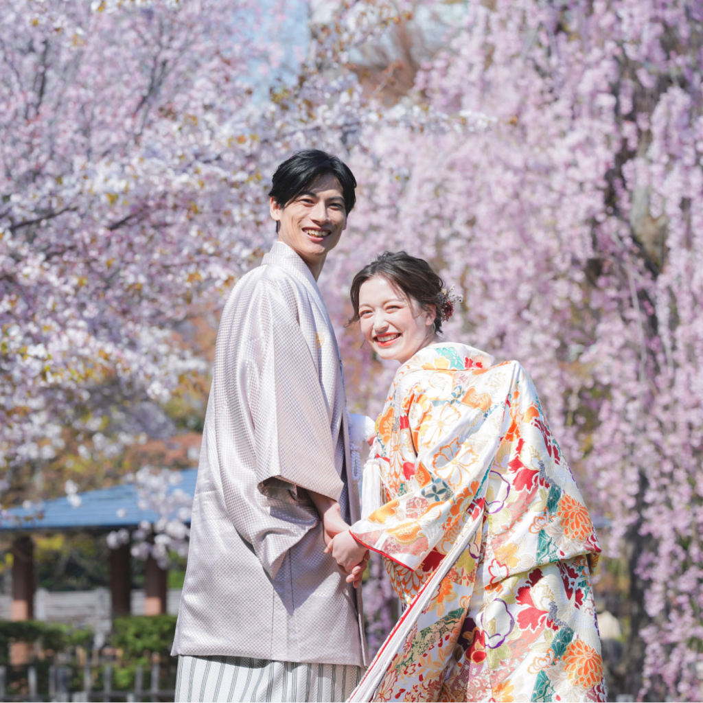 前撮りとフォトウェディングの違いは結婚式！値段相場やおすすめの新郎新婦を比較フォトウェディングモモナ