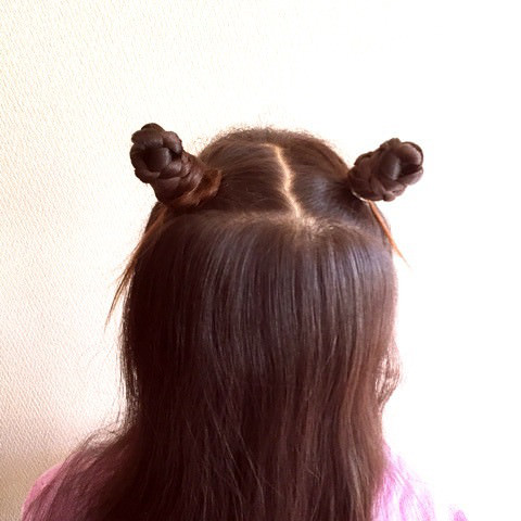 Heartbraid come frombraidedbun .ハートヘア が風に揺れるお団子ヘア風鈴ヘアInstahair hairforkids braidlife braidforschool girlshairstyles 発表会ヘア ダンスヘア hair hairfortoday braidsforgirlsbraids 女の子の髪型 ヘアアレンジ braidlover