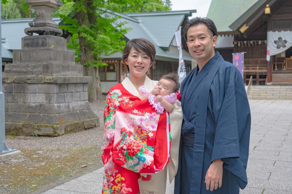 冬のお宮参りの赤ちゃんや家族の服装は？寒さ対策や当日のマナーお宮参り・百日祝い・赤ちゃん写真のフォトスタジオ・写真館はらかんスタジオ