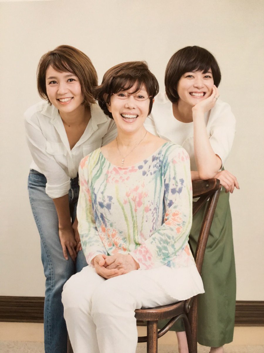 時代の証言者キッチンから幸せ 平野レミ＜２１＞初の料理本 家族が結集 : 読売新聞