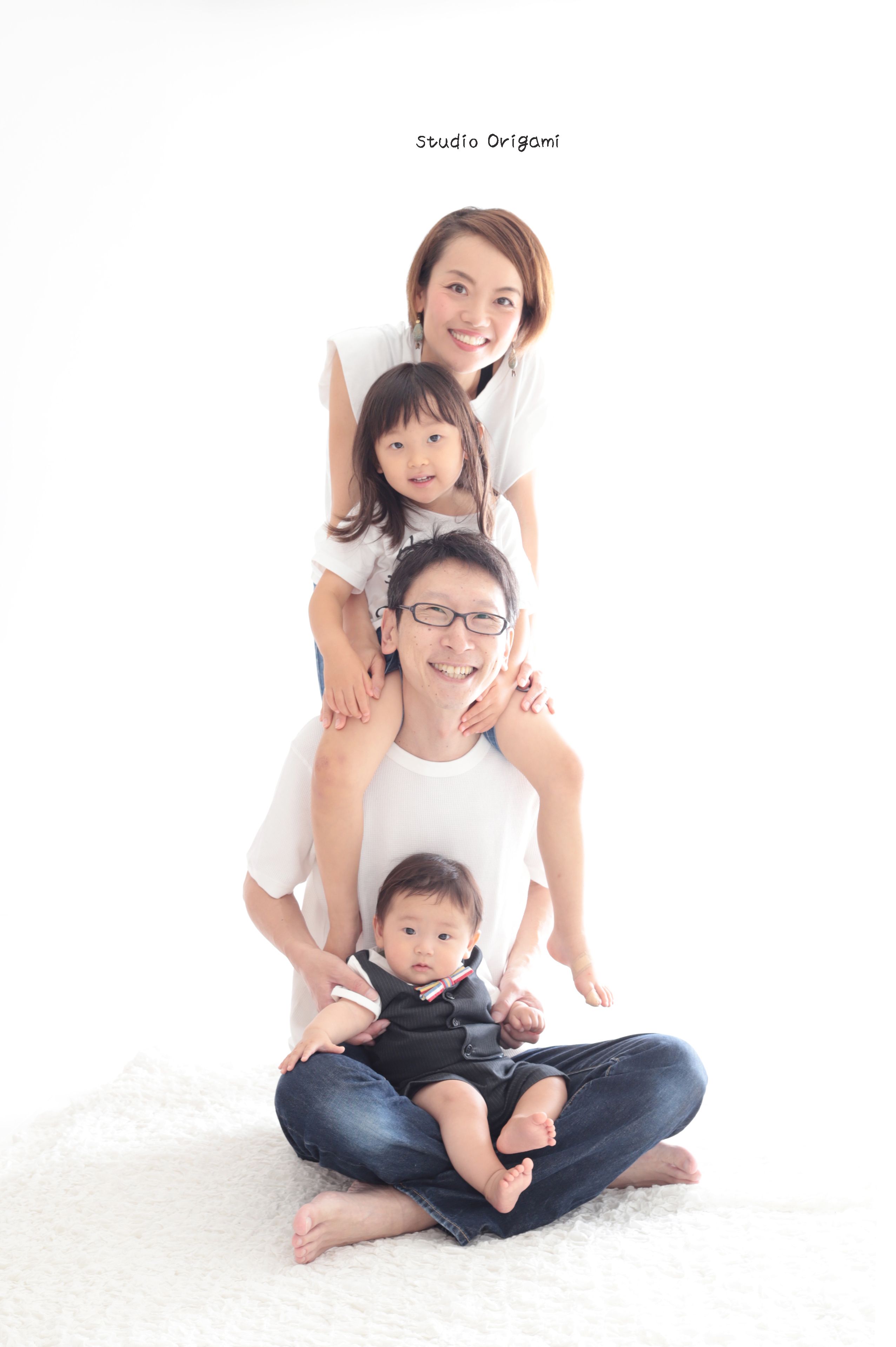 ジョジョ立ち」姿で七五三の家族写真 八王子の写真館が公開し話題に