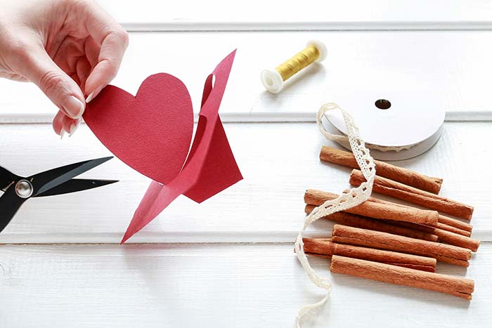 ベーシックな”紙の席札”が手作りで簡単に映えるテクニック８選ゼクシィ