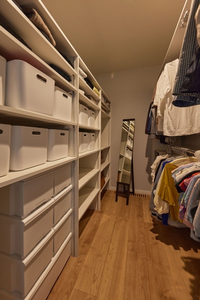 カラーボックスがミニクローゼットに変身！ さまざまなアレンジができるDIY方を解説 – 商品レビュー記事kurasso クラッソ 編集部