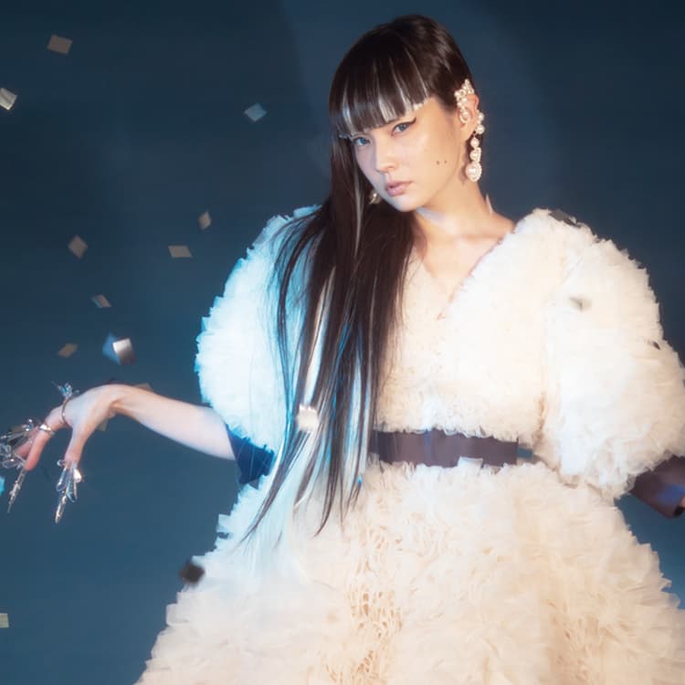 父は千代の富士、夫は松田翔太 37歳世界的モデル・秋元梢〝不老すぎる〟近影にネット衝撃「ほんとに美しい」「可愛すぎる」の声：「おっ！」でつながる地元密着のスポーツ応援メディア西スポWEB OTTO