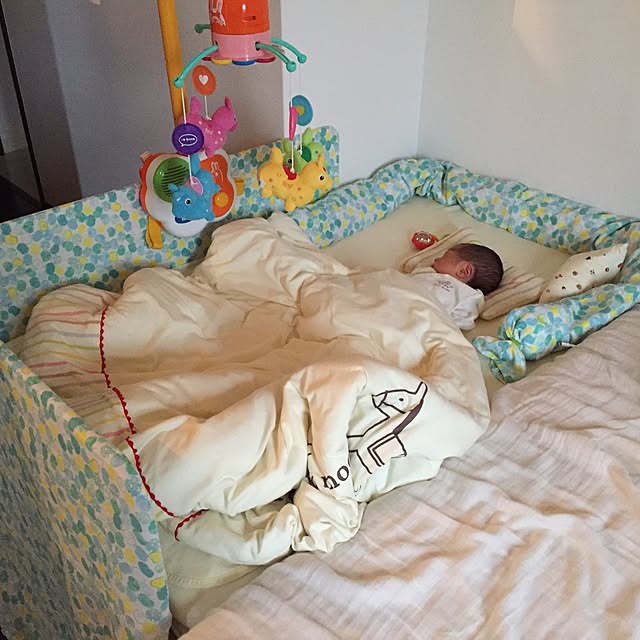 手作りベビーベッド