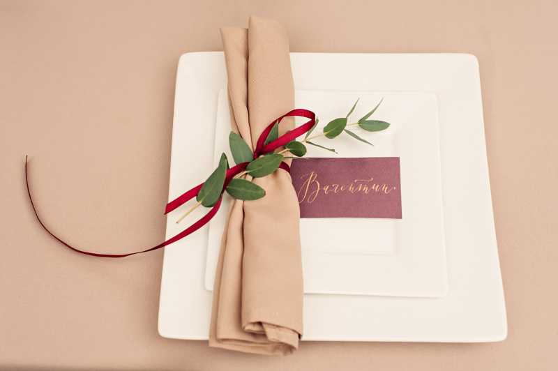 結婚式の席札メッセージはシール・付箋を使うと便利 裏技marry マリー