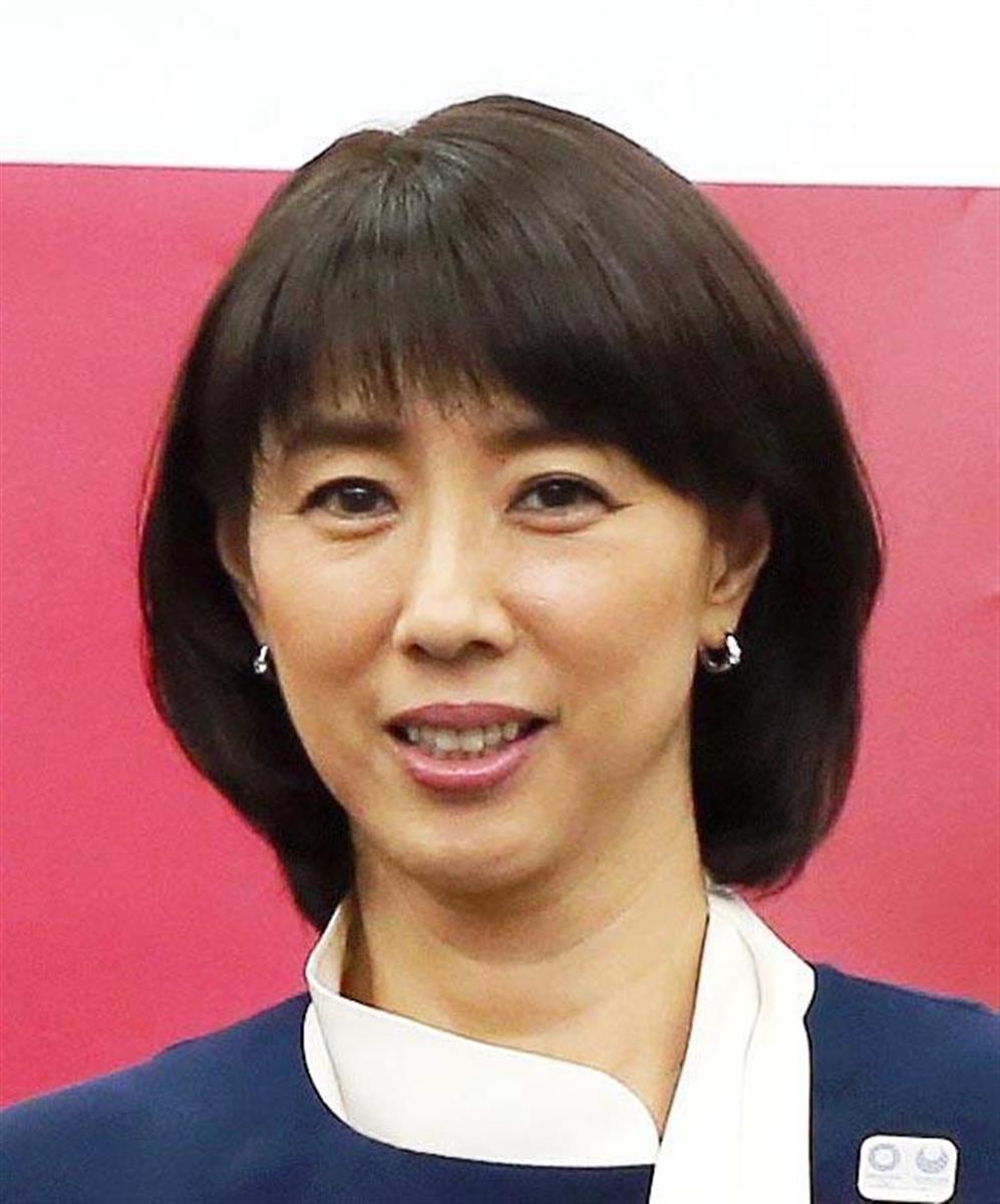 こんにちは。 小谷です。 いろいろと窓口としてお世話になっているスポーツビズの新年会が、かの帝国ホテルにて行われました。 年に1度、この時には実家にたまっている祖母や母のコレクションの中からその年の自分の心にぴんとくる着物を選んで着るようにしています ^_