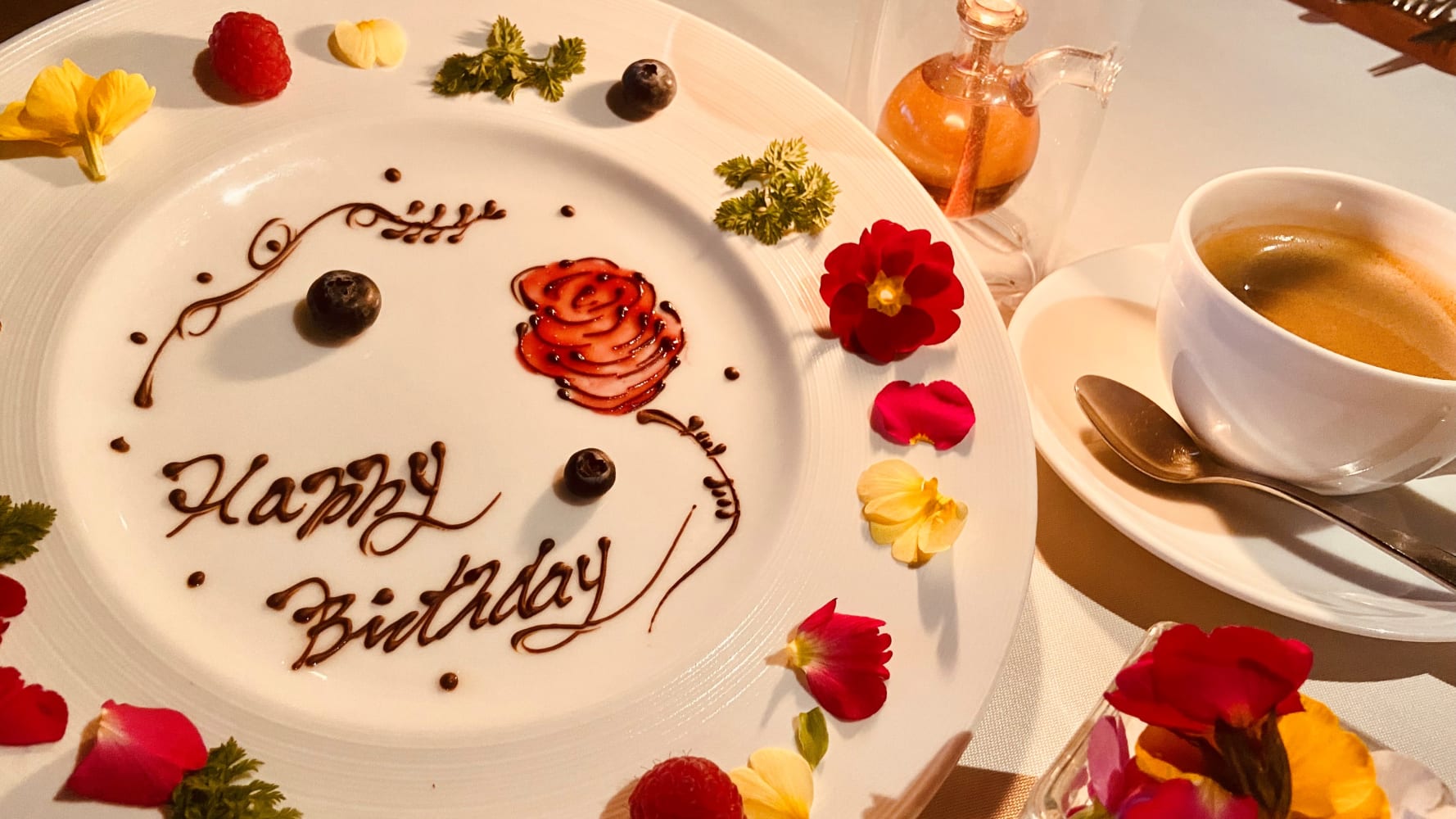 サプライズ演出・特典有。人気のメッセージプレート スペイン料理 LoBoS銀座