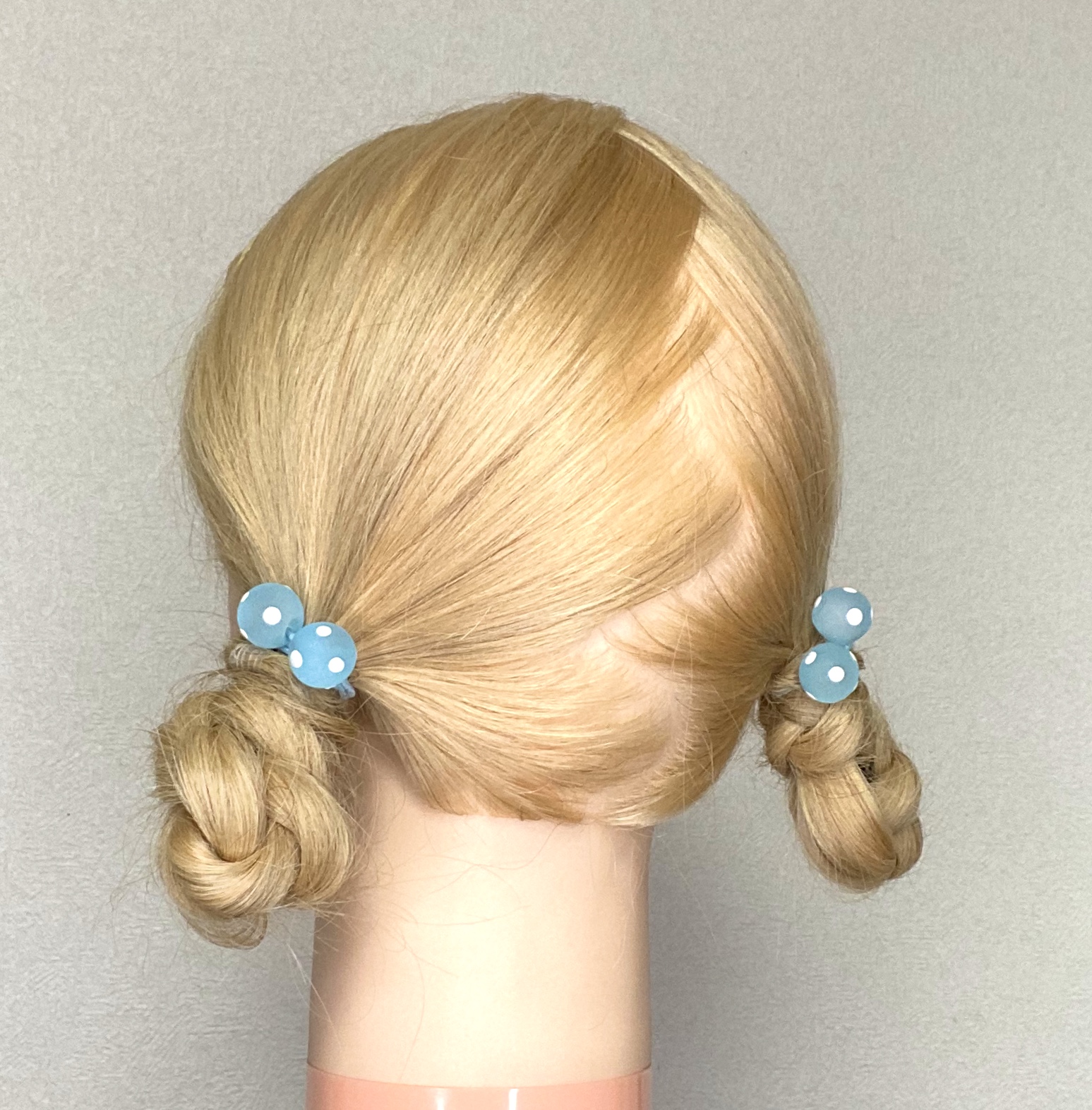 𓂃 ✽PR ハーフツインのお団子だと ふんわりしにくいしハゲちゃったりするけど これなら土台を作ることで へにゃっとならずに可愛い🩷お花のヘアクリップは @coton.babykids さま⸜🌷︎⸝‍しまむら購入品しまむらディズニーディズニーコーデキッズヘアアレンジ