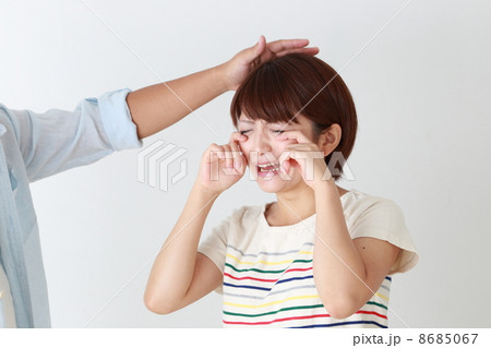 撫でる イラスト」のアイデア 21 件イラスト, 男の子 イラスト, 頭 撫でる