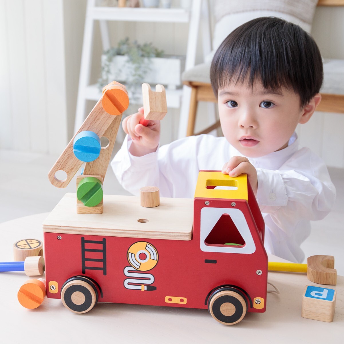 つなげて組み立てる立体構成玩具:おもちゃ:百町森