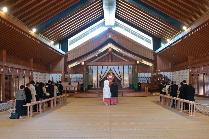 島根県 神々が集う土地の出雲大社で和装結婚式を挙げようDRESSY 公式 ウェディングドレス・ファッション・エンタメニュース
