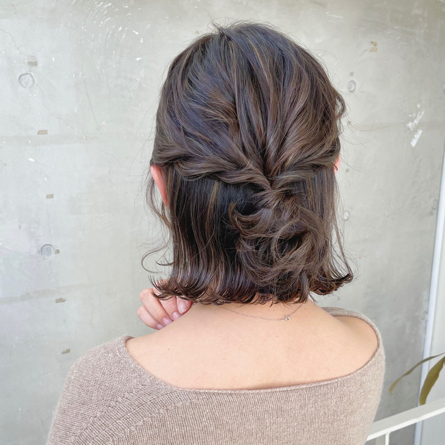 50代母親 結婚式・洋装の髪型マナー＆ドレスに合うヘアスタイル集 - IKINAイキナ