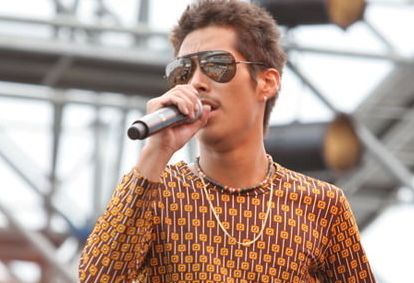 紅蘭、父・草刈正雄と4歳娘との家族ショットに反響「お父様かっこよすぎです 理想の家族」「不意打ち正雄様最高」エンタメ総合ABEMATIMESアベマタイムズ