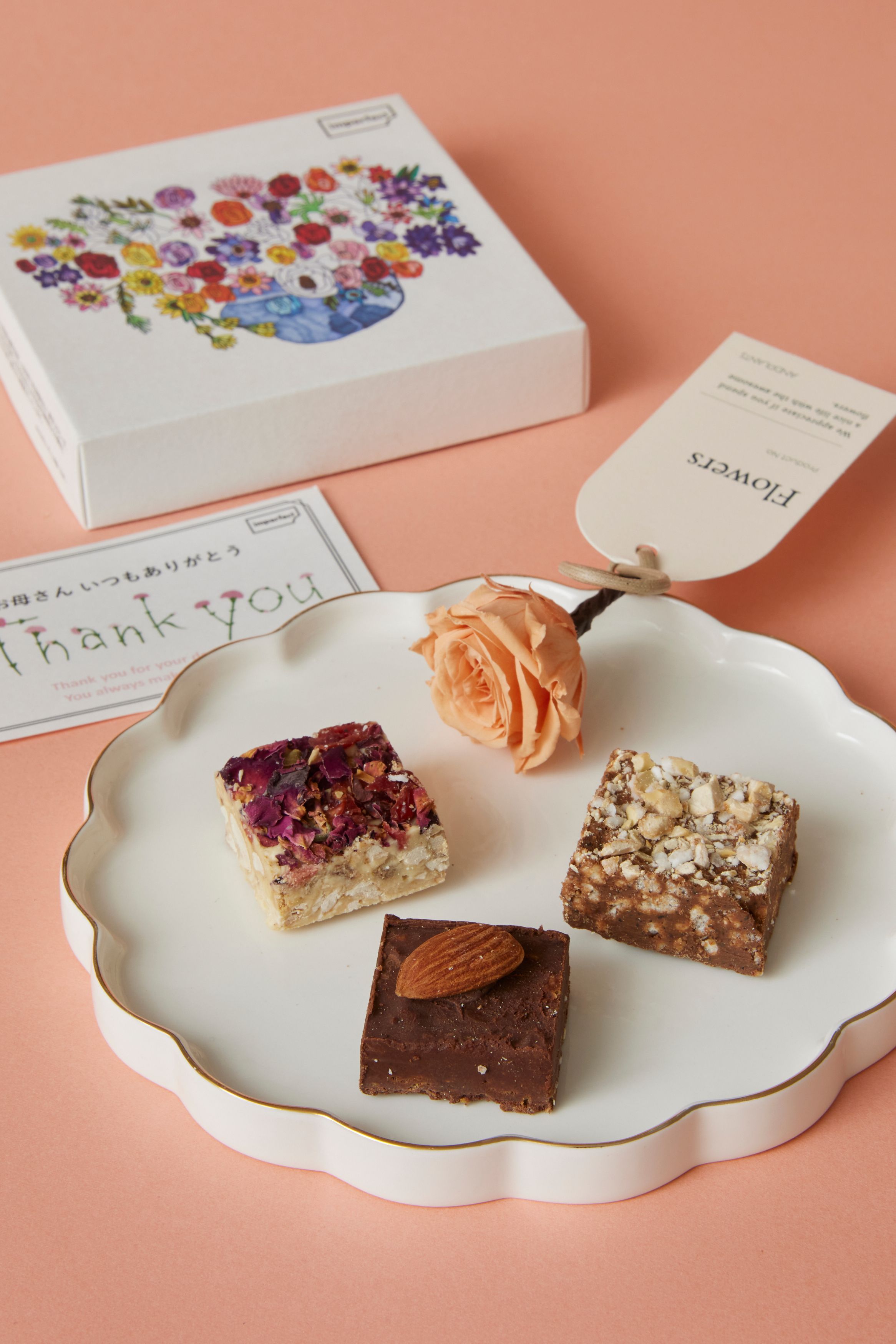 Amazon.co.jp: NewEleven 娘、息子、子供からママへのギフト - 面白いお母さんギフト - お母さん、妻、新しいお母さんへの最高の 誕生日プレゼントのアイデア 娘、息子、夫からのボーナスママ - 8オンスキャンドル : ホーム&キッチン