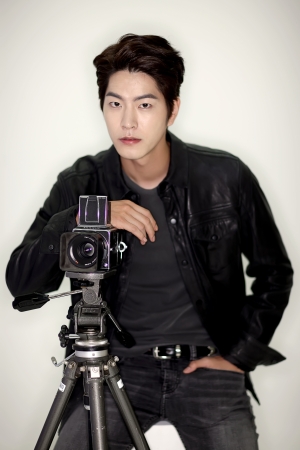 ソン・ユナ、息子と一緒の旅行写真を公開 親友ソン・ヘギョもびっくりの成長-Chosun Online 朝鮮日報