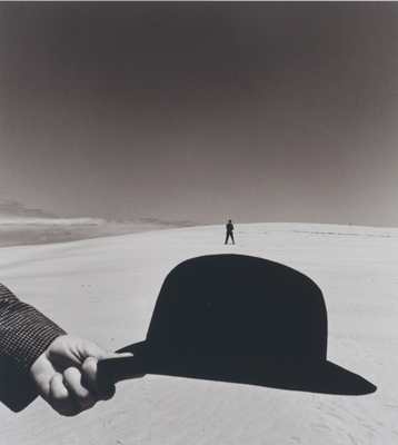 妻のいる砂丘風景ⅢToMuCo - Tokyo Museum Collection