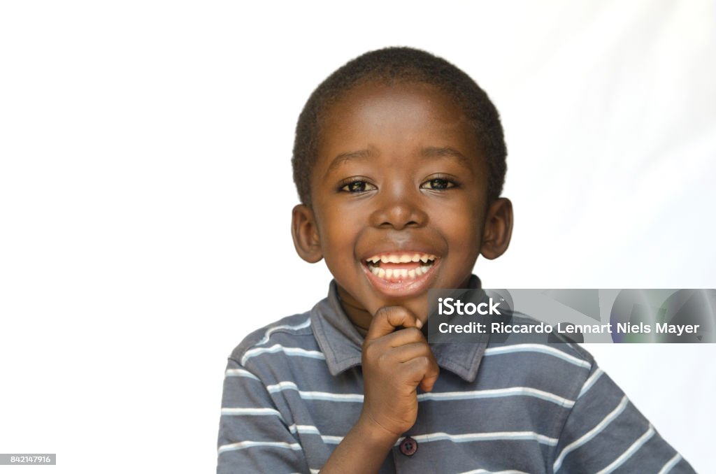 黒人、子供、外国人」の写真・イラスト素材アマナイメージズ