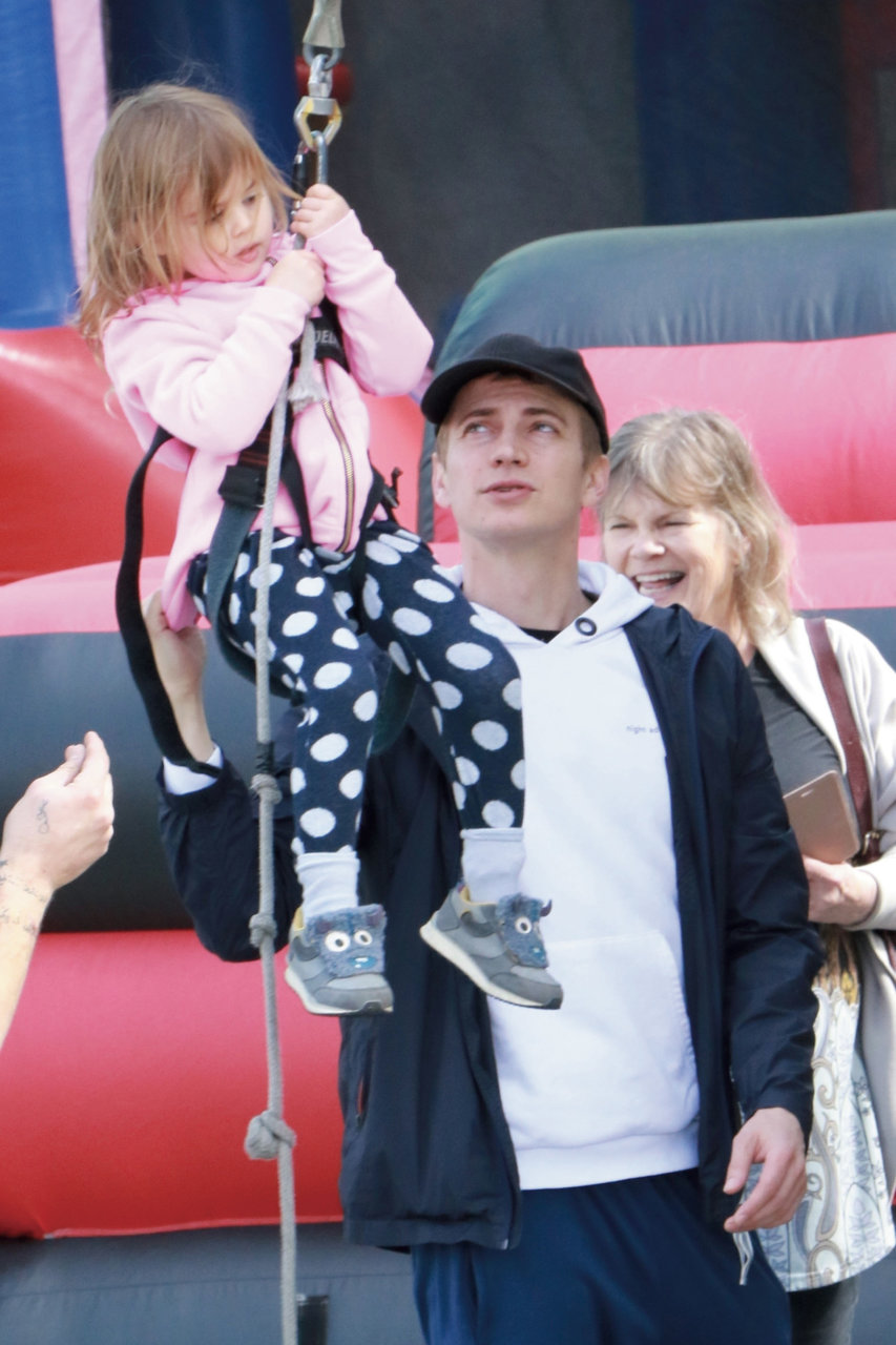 感動、それとも残念!?スティーブ・ジョブズの息子リードが父の遺志を継がない理由とは小龍茶館