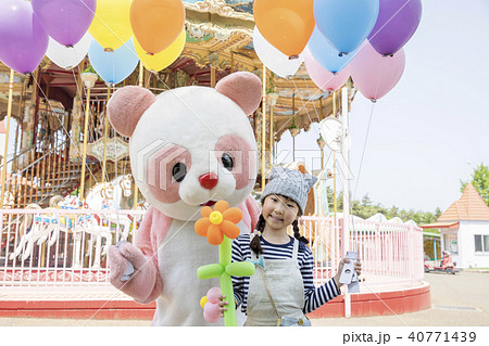 Amazon.co.jp:AiO JAPANクリスマス チキン 着ぐるみ 自動風船 170cm 風船 肉 コスチューム : ホビ