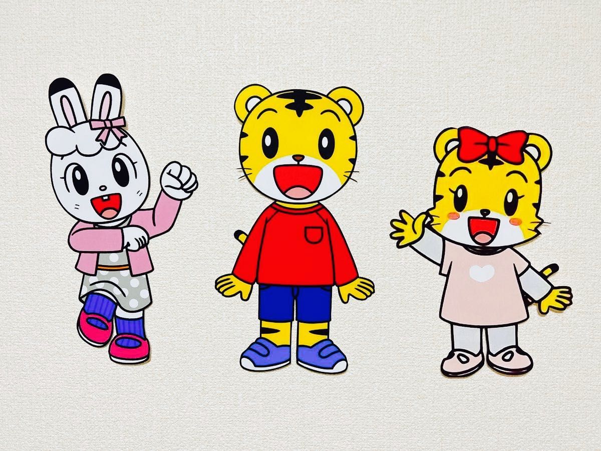 キャラケーキ『しまじろうファミリー』とバニラクッキー缶♪ - 創太んママの、おいしいもの「ハイ、どうぞ♪」