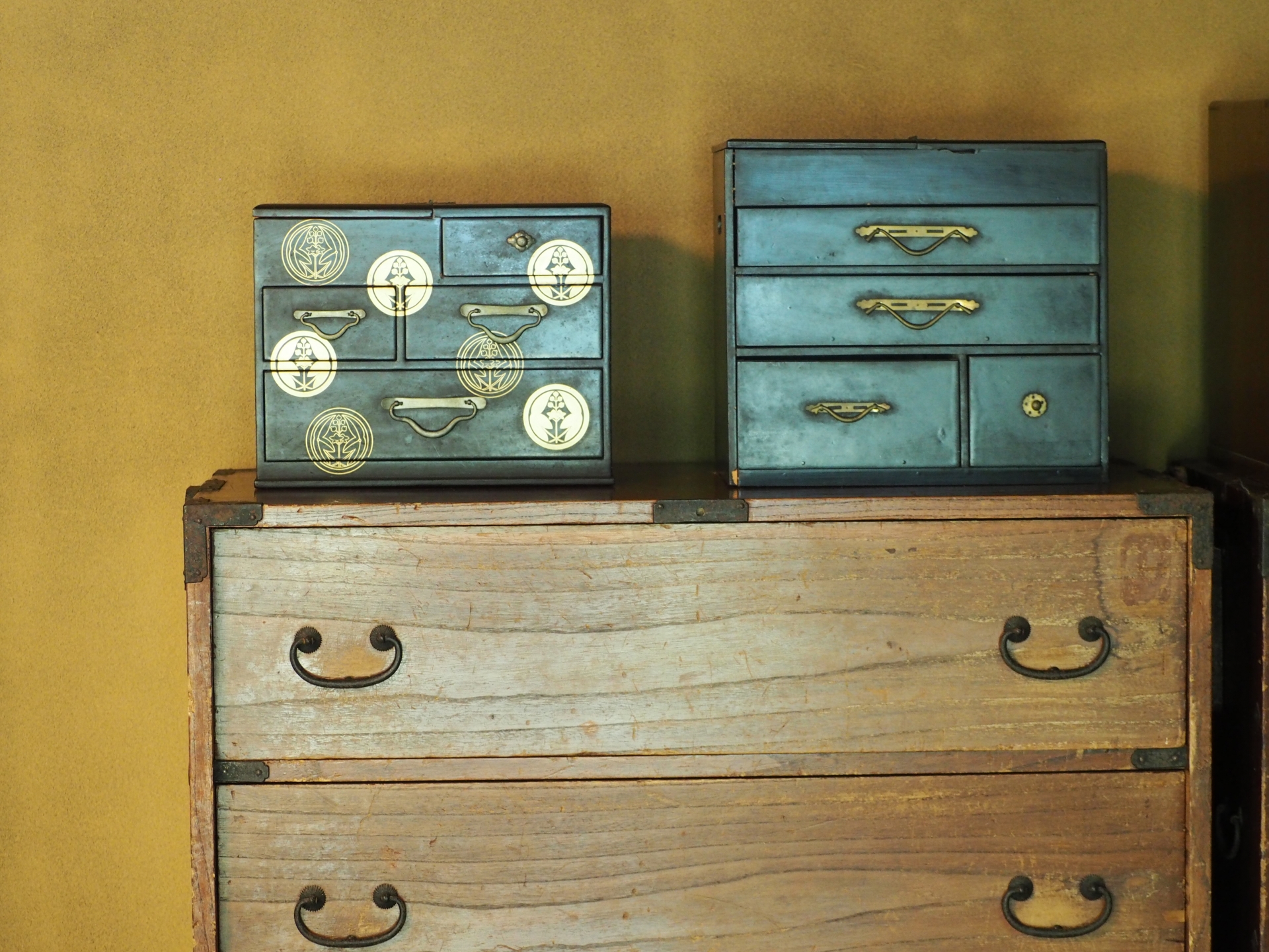 婚礼タンス処分の悩み解決！効率的な方法とポイント - 粗大ゴミ 不用品回収業者なら お助けうさぎLAB