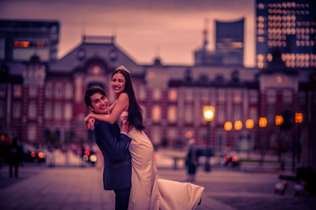 タキシードデコルテフォトグラフィー前撮り・フォトウェディング