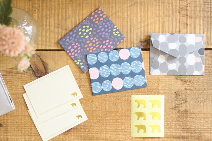 セリアの折り紙で簡単封筒作り♪とりどり