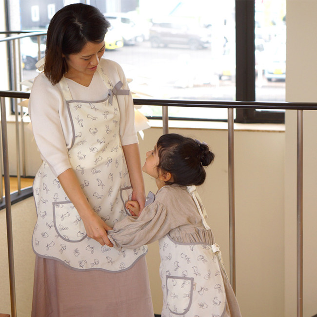 クロスオーバー エプロン ン クロスオーバー エプロン キッチン エプロン 母の日 プレゼント ギフト お祝い 誕生日 結婚祝い お母さん 新婚 -メルカリ