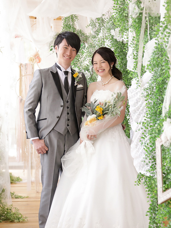 基礎知識 結婚式の親の服装はどうする？種類や選び方のマナーを徹底解説！結婚式場の選び方