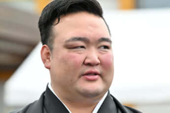 王貞治が2度目の結婚、再婚相手は老舗料亭の女将 画像あり次女・王理恵も祝福、同棲交際10年目に入籍発表。今日の最新芸能ゴシップニュースサイト芸トピ