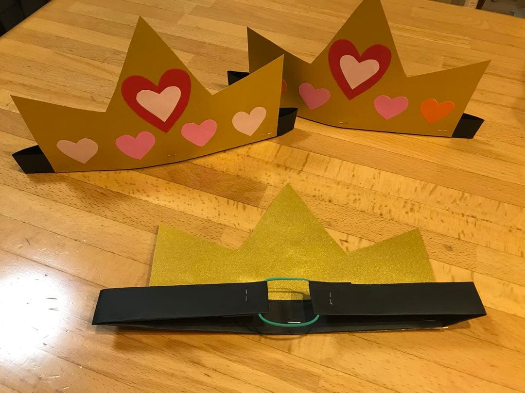 型紙あり 誕生日にオススメ！フェルト王冠の作り方 と、プレゼント企画のお知らせ - りんごの時間