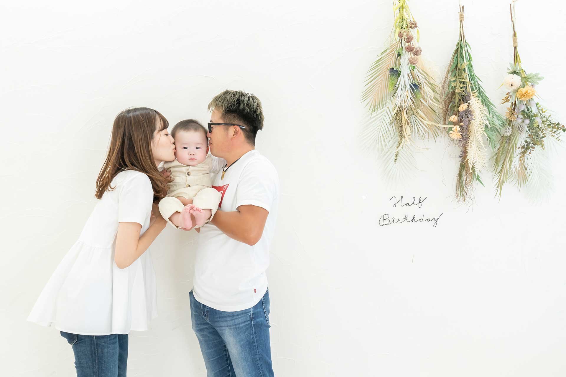 家族みんなで楽しもう！パパママ着物フォトこども写真館スタジオアリス写真スタジオ・フォトスタジオ