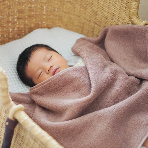 簡単でかわいいニューボーンフォトの「おくるみ」の巻き方!コツや注意点について解説FUNmily by fotowa